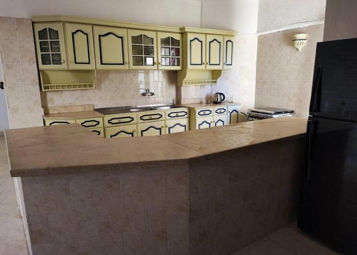 Petrobeach - 2 BR apartment for families