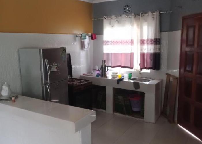 Plush 3 Bedroom Apartment Home
