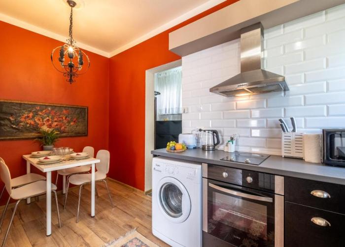 #Maison㊶ - A Vibrant, Urban Stay