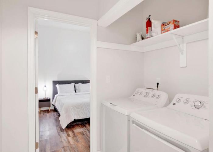 Stars on State in the Heart of Downtown