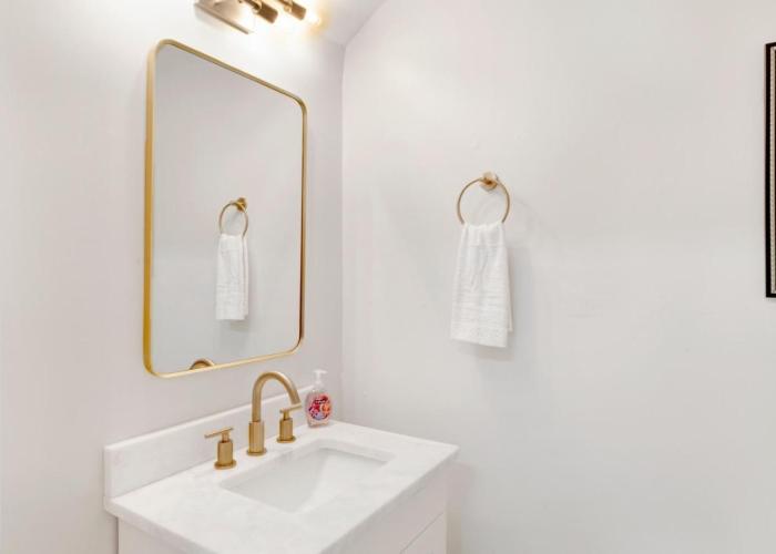 Stars on State in the Heart of Downtown