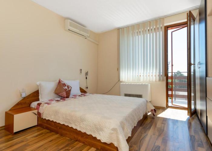 Royal Blue Sea View Resort Old Nessebar
