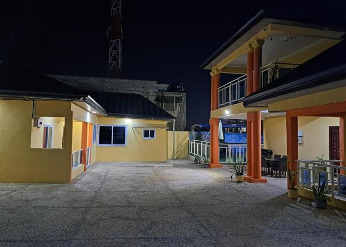 Pool House Retreat in Accra