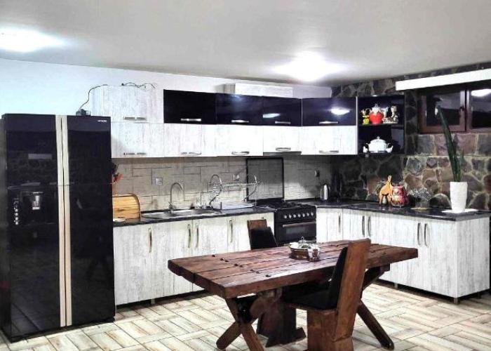 Bakuriani cottage for 6 near Amirani Park