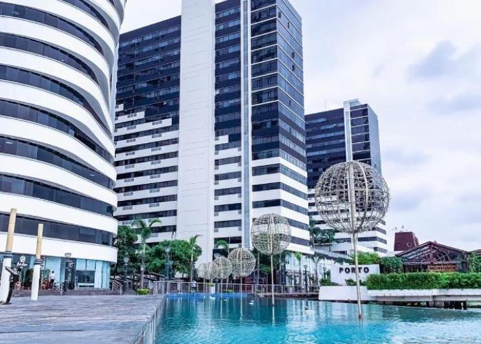 Penthouse de 2 habitaciones con vista al rio y parking
