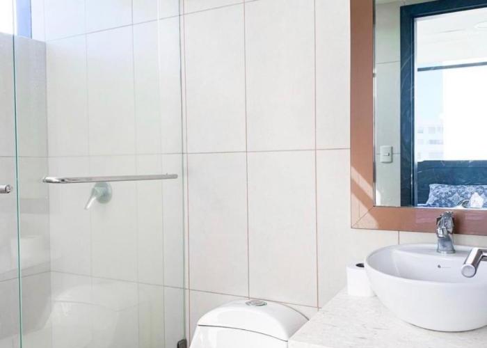 Penthouse de 2 habitaciones con vista al rio y parking