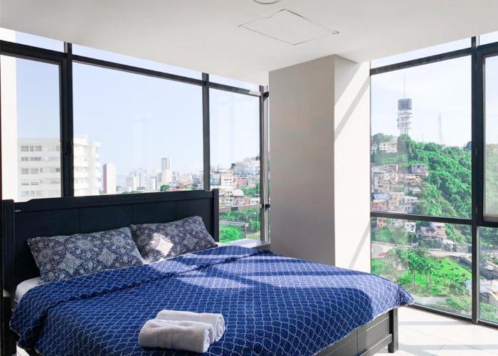 Penthouse de 2 habitaciones con vista al rio y parking