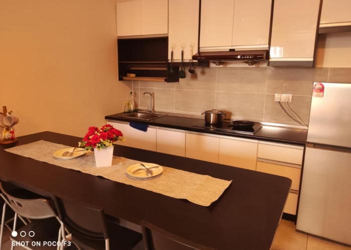 Cozy unit- Bell suites- Horizon Suites- Wifi- Netflix- Parking Swimming Pool- Klia