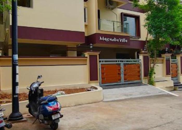 Magnolia Villa Luxury 3 Bedroom Apartments