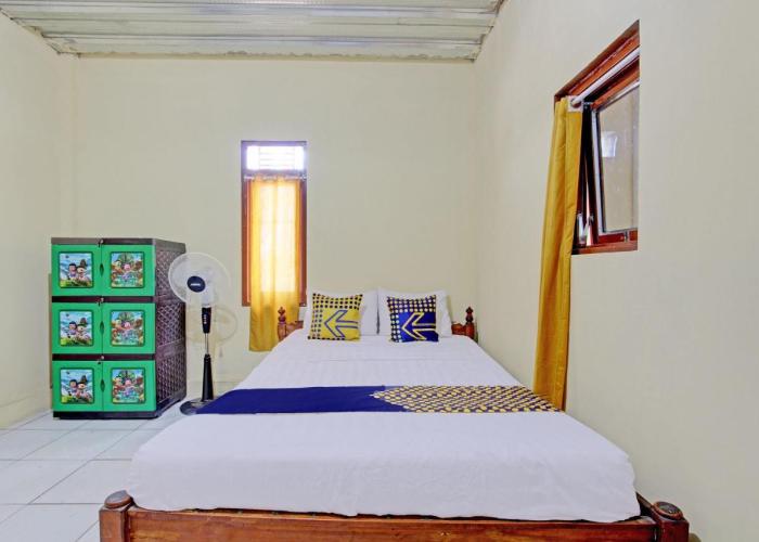 SPOT ON 92930 Syifa Guest House Syariah