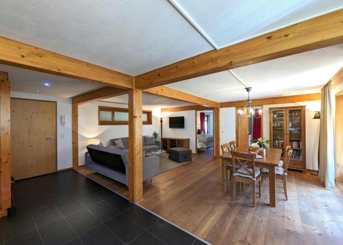 N-Orgon - Sleeps 4, tranquil location.