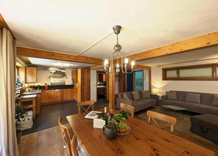 N-Orgon - Sleeps 4, tranquil location.
