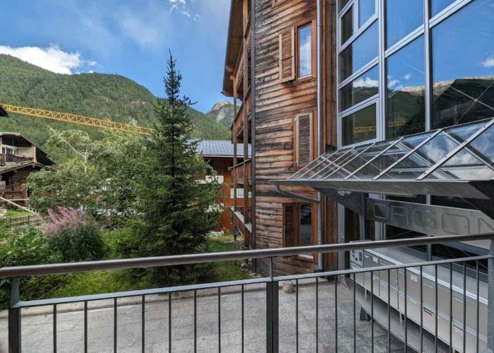 N-Orgon - Sleeps 4, tranquil location.