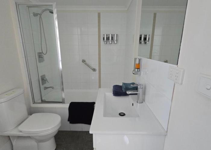 The Entrance Superb Apartment The Entrance NSW with Ocean - Lake Views