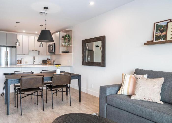 The Selkirk House by Revelstoke Vacations
