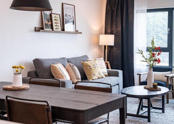 The Selkirk House by Revelstoke Vacations