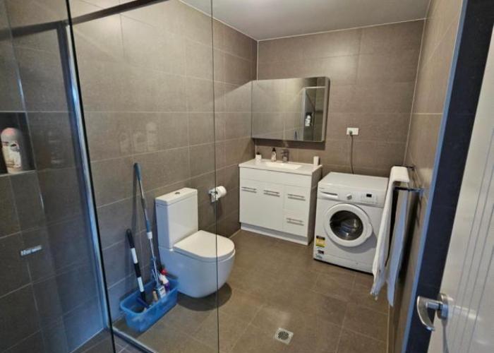 Brand new self-contained one bedroom unit