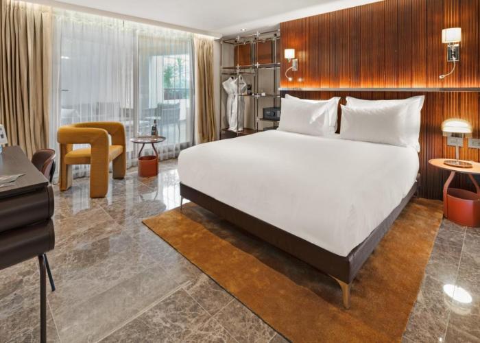 Fiori 41-By Adam Hotels