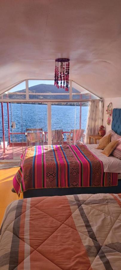 Uros Titicaca coila lodge