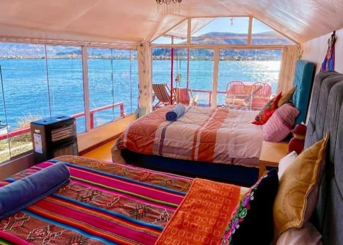 Uros Titicaca coila lodge