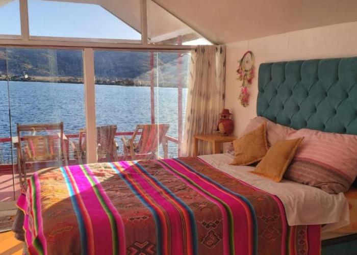 Uros Titicaca coila lodge
