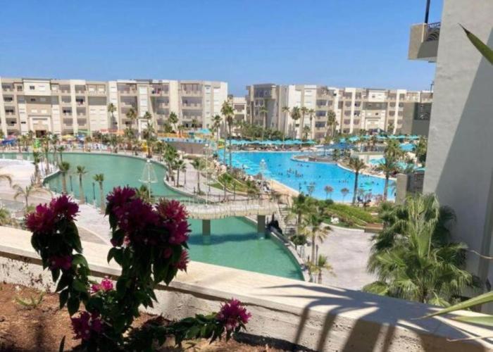 Super appartement avec 5 piscines en résidence