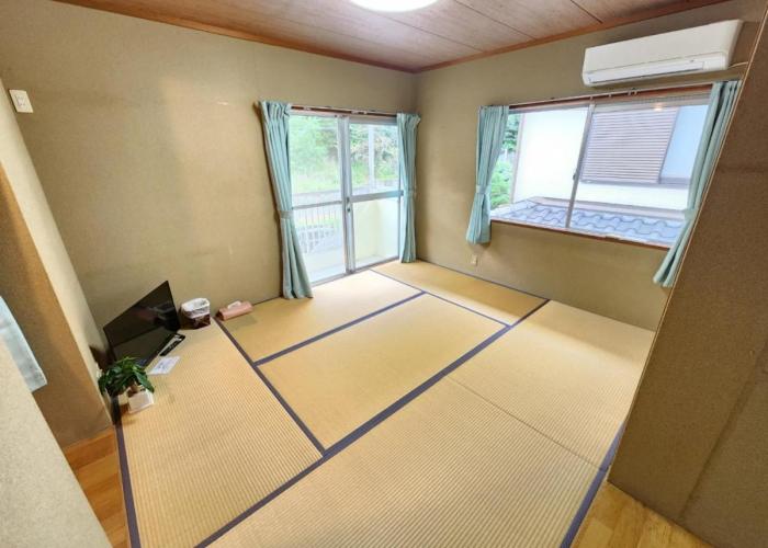 Ohama House