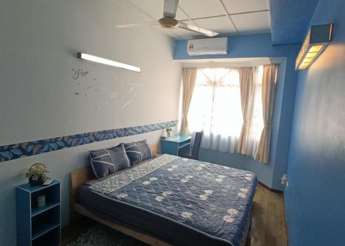 Sungai Long Homestay