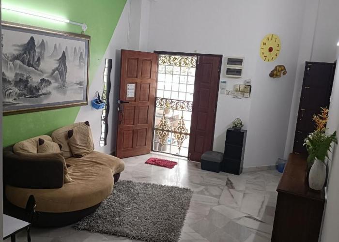 Sungai Long Homestay