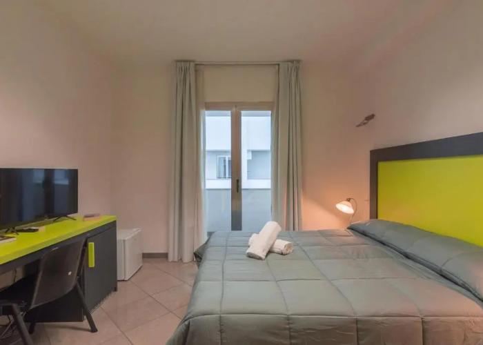 Delta rooms