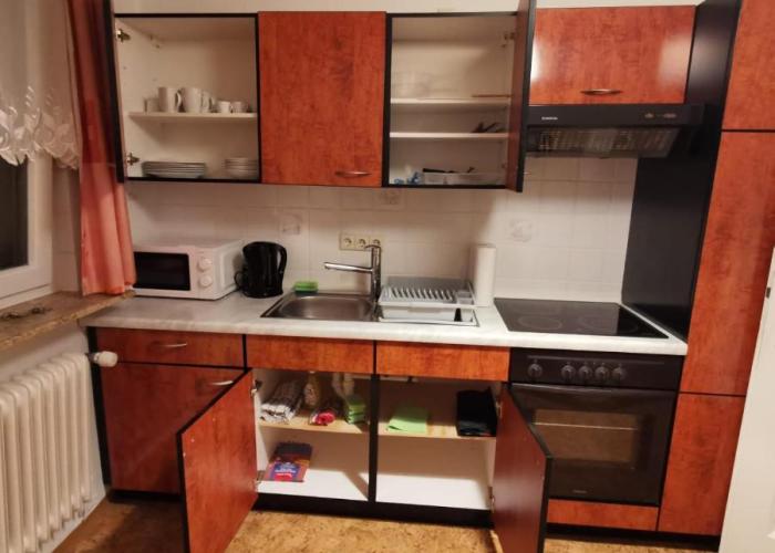 Simple Standard 3 Zimmer Apartment - zentral