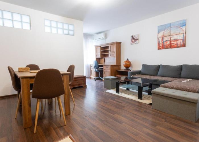 Karastoyanovi's apartment 3
