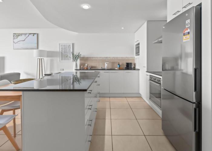 Pier One Waterfront Apartment