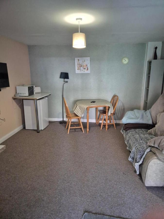 фото ACCOMADATION WREXHAM