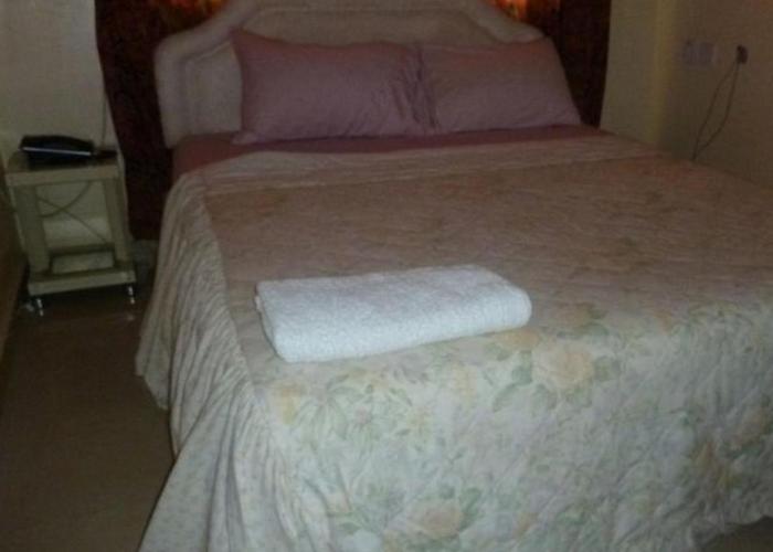 Room in Lodge - Vision Serviced Apartments