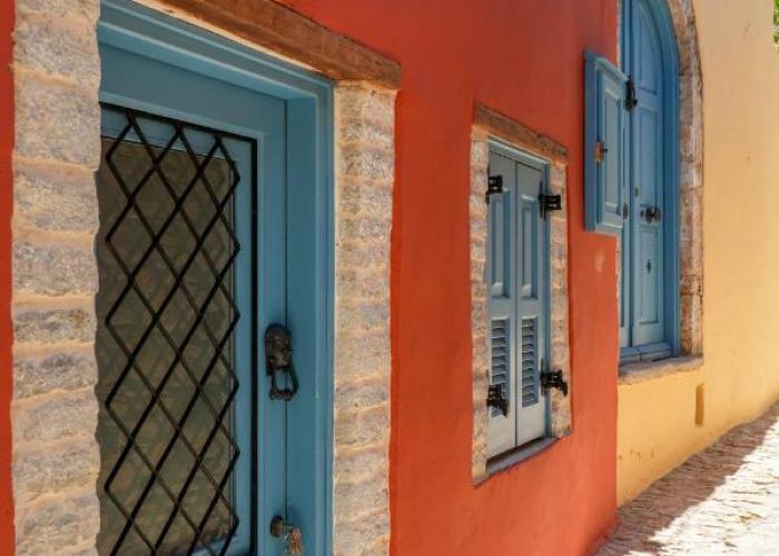Symi Uptown Carmine