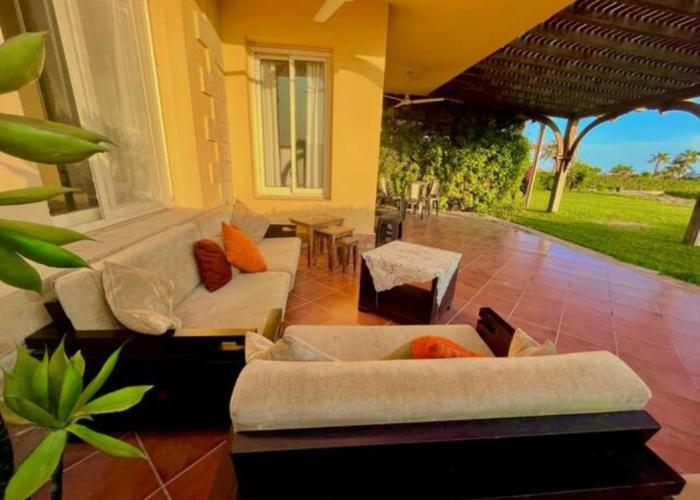 5BR Villa Private Garden & Beach Access in Ain EL Sokhna