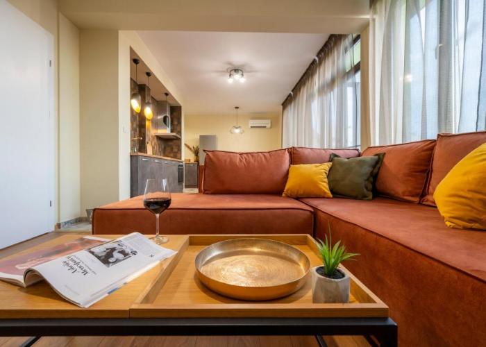 Three Lilies Apartments