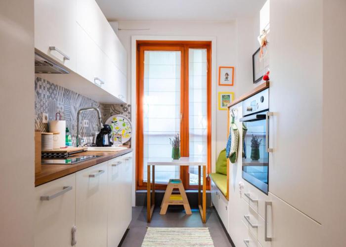 Colorful Getaway right next to NDK by Flat Mаnager