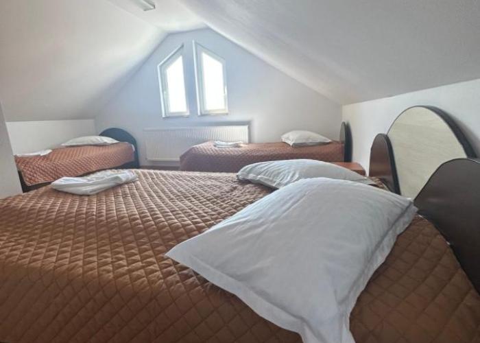 Casa Rustic cazare