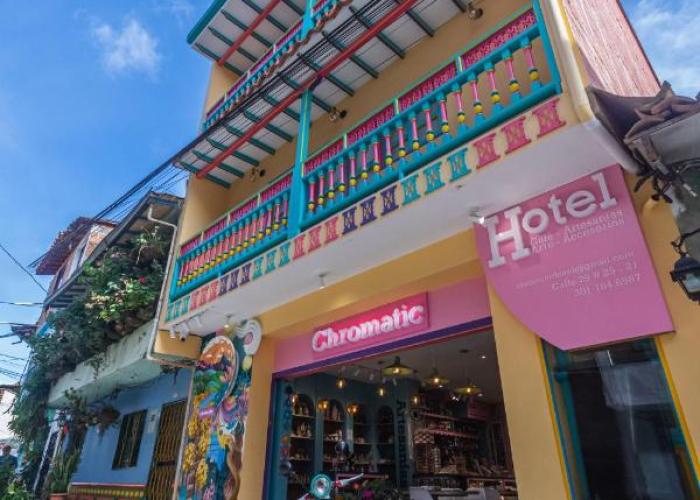 Hotel Chromatic