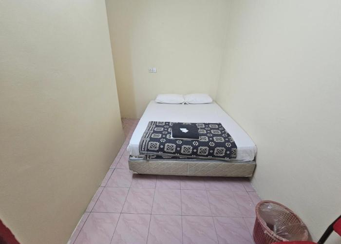 OYO 90867 Hotel Bintang Inns
