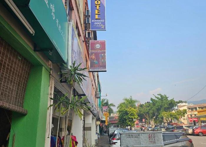 OYO 90867 Hotel Bintang Inns