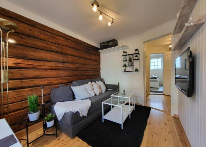 Mars Modern and Cozy Apartment in the centre, Free Parking