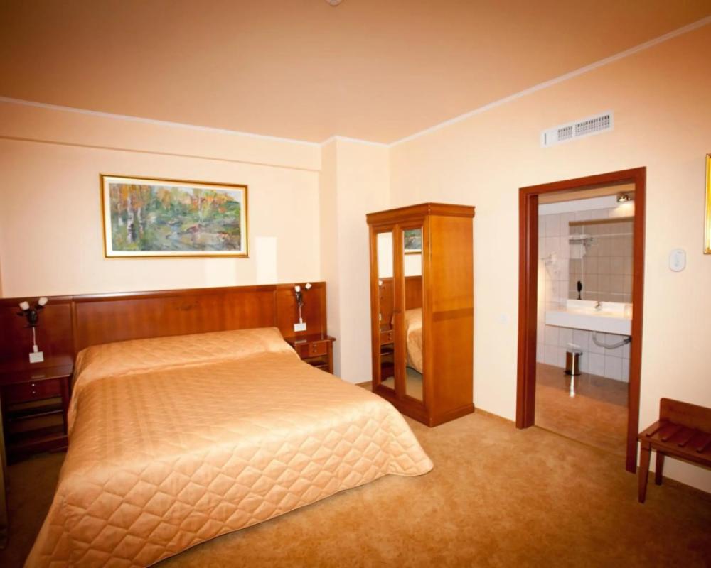 фото Hotel Maxim