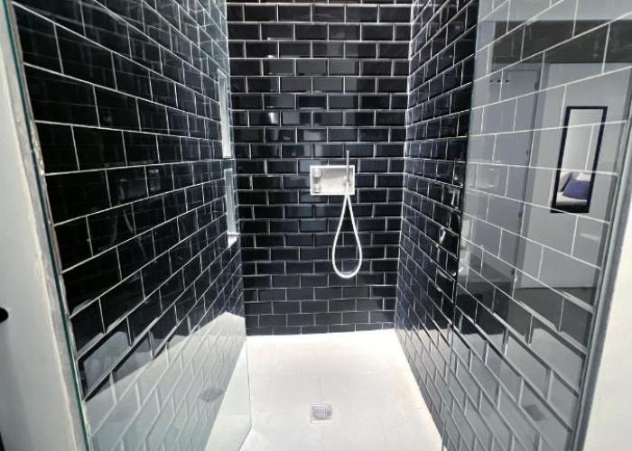 STUNNING AND SPACIOUS - 1BR PENTHOUSE
