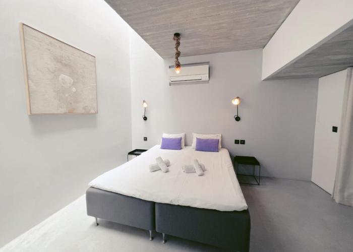 STUNNING AND SPACIOUS - 1BR PENTHOUSE
