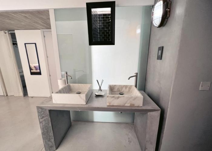 STUNNING AND SPACIOUS - 1BR PENTHOUSE