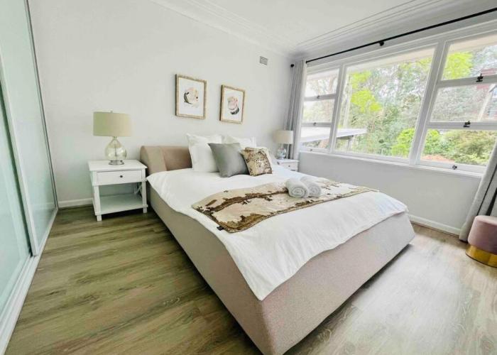 Renovated charming & cozy house (Walk to Station)