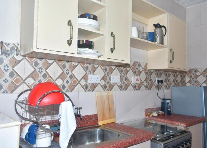 Homestyle Haven with Secure Parking & Free WiFi
